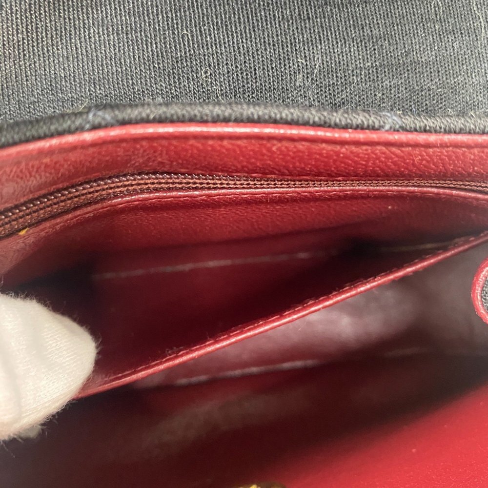 CHANEL Black Bag - Picture 9 of 16